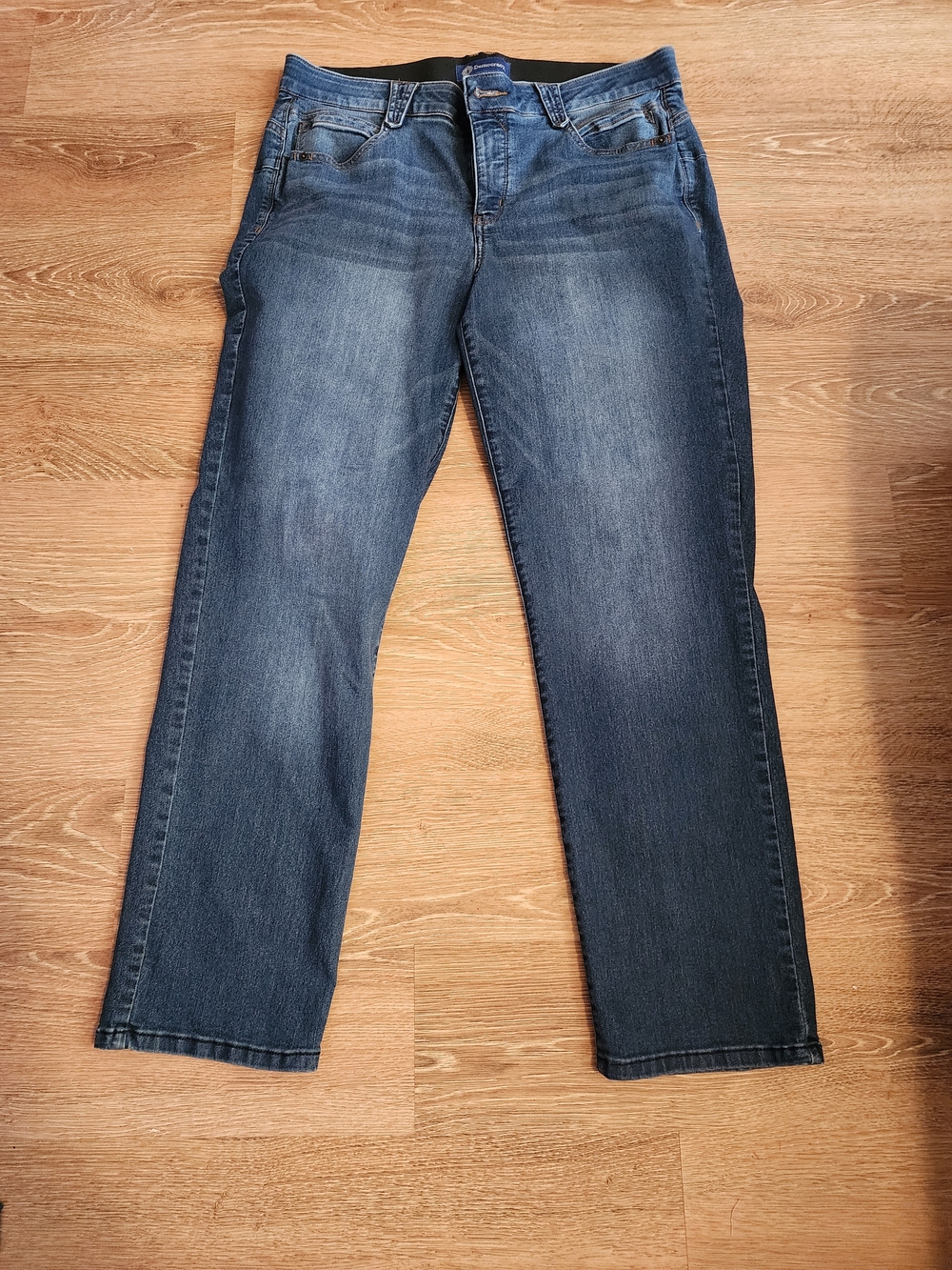 Democracy "Ab"solution Straight Leg Jeans Medium Wash Size 16W